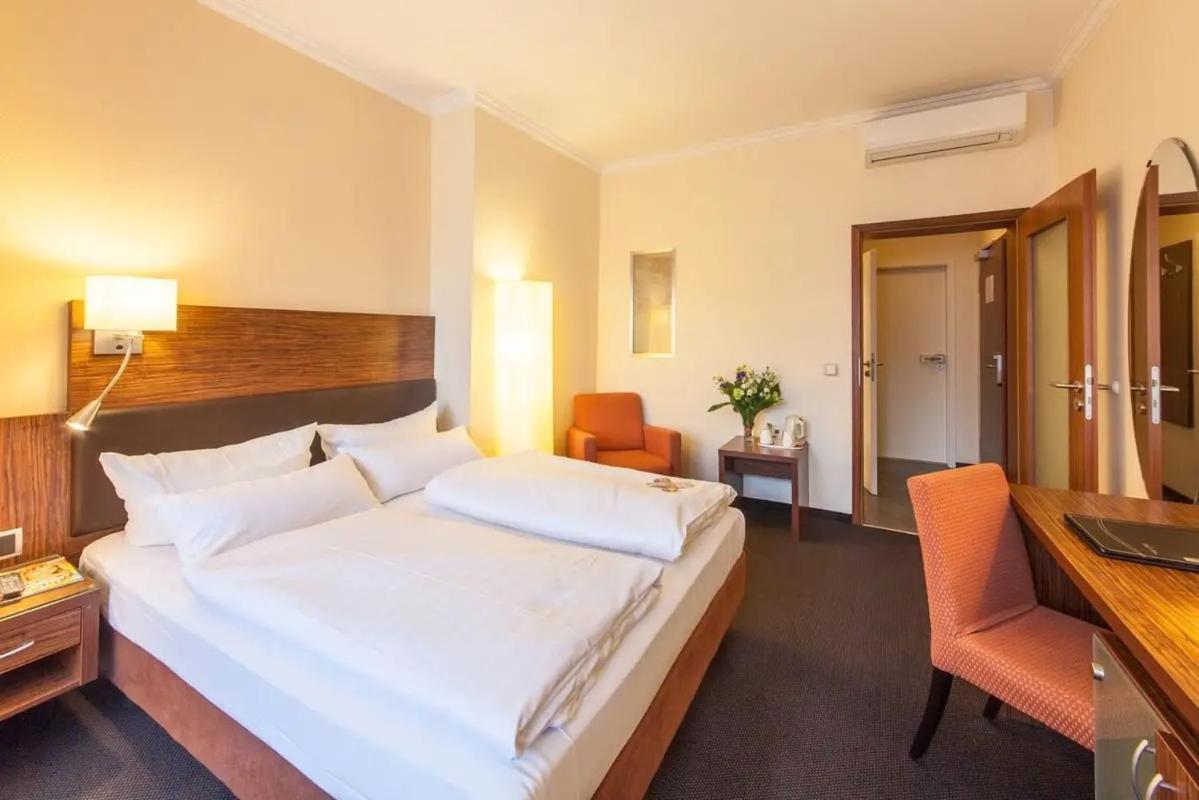 Hotel Flora Duesseldorf Eksteriør billede