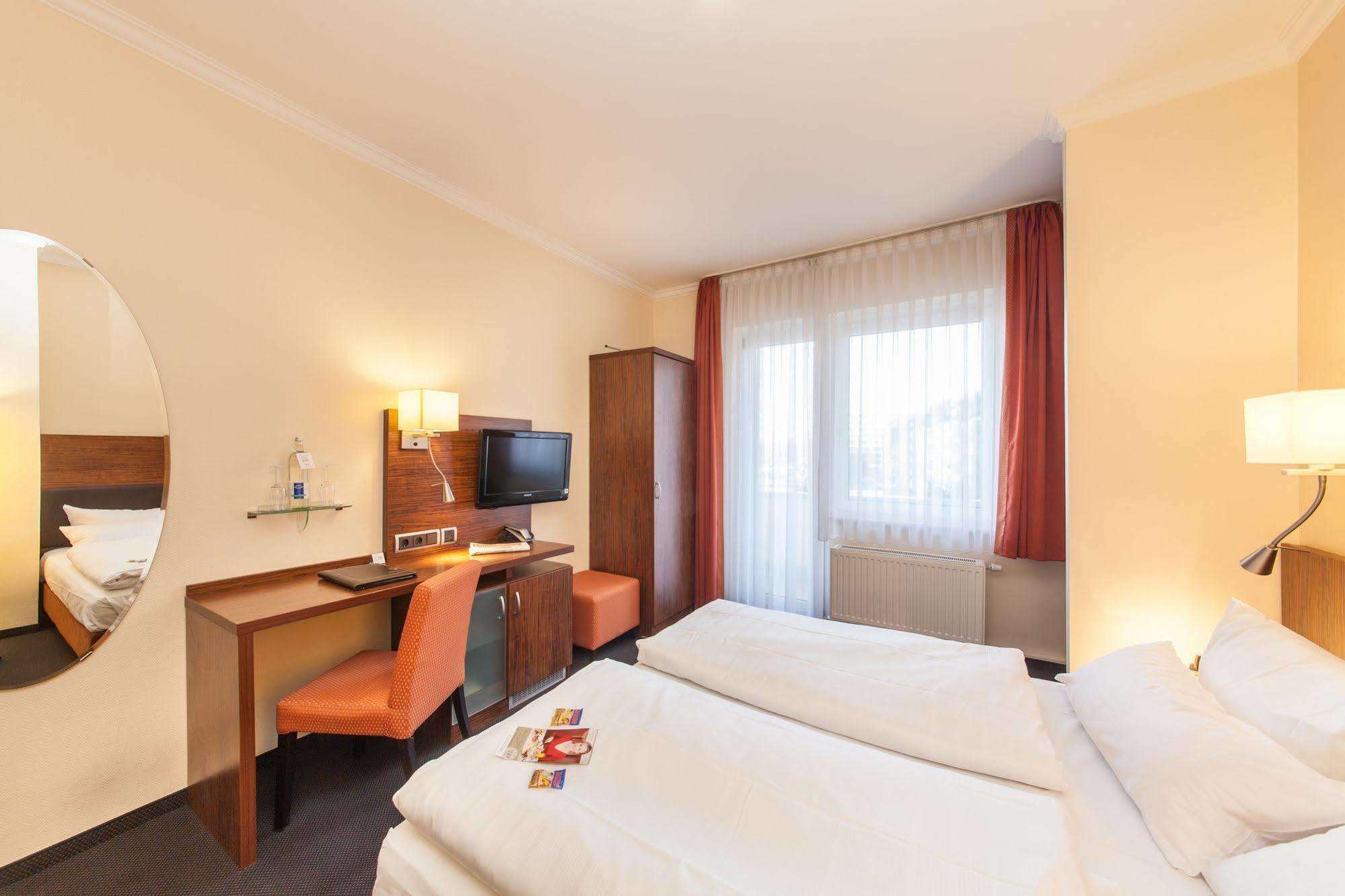 Hotel Flora Duesseldorf Eksteriør billede
